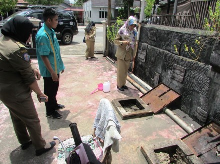 BLH dan Kelurahan Daratsekip tindak Rumah Makan Pelanggar IPAL